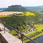 Apartment An-der-bastei-i-mit-garten *