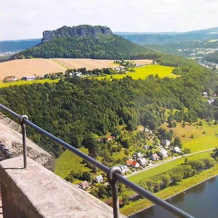 Apartment An-der-bastei-i-mit-garten *