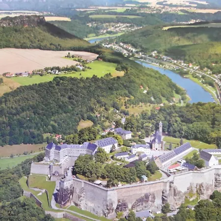 An-der-bastei-i-mit-garten * Berthelsdorf